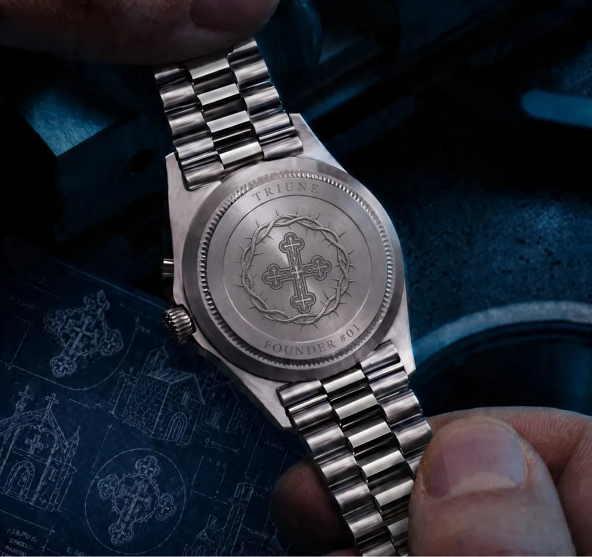 Engraved caseback